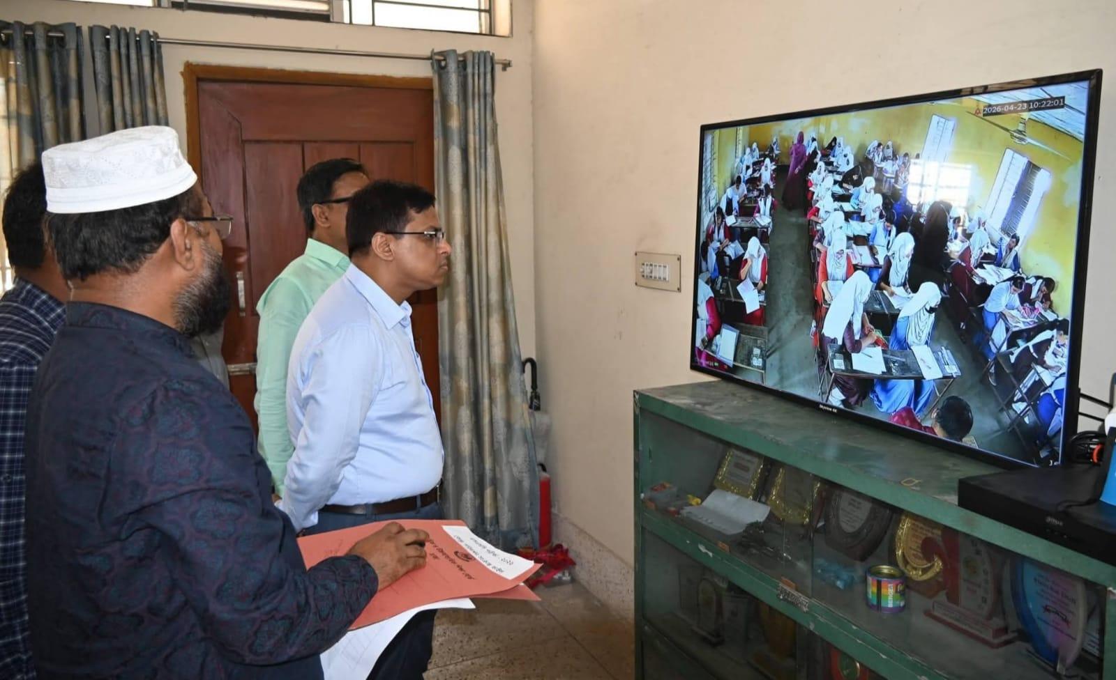 সংযুক্ত ছবি