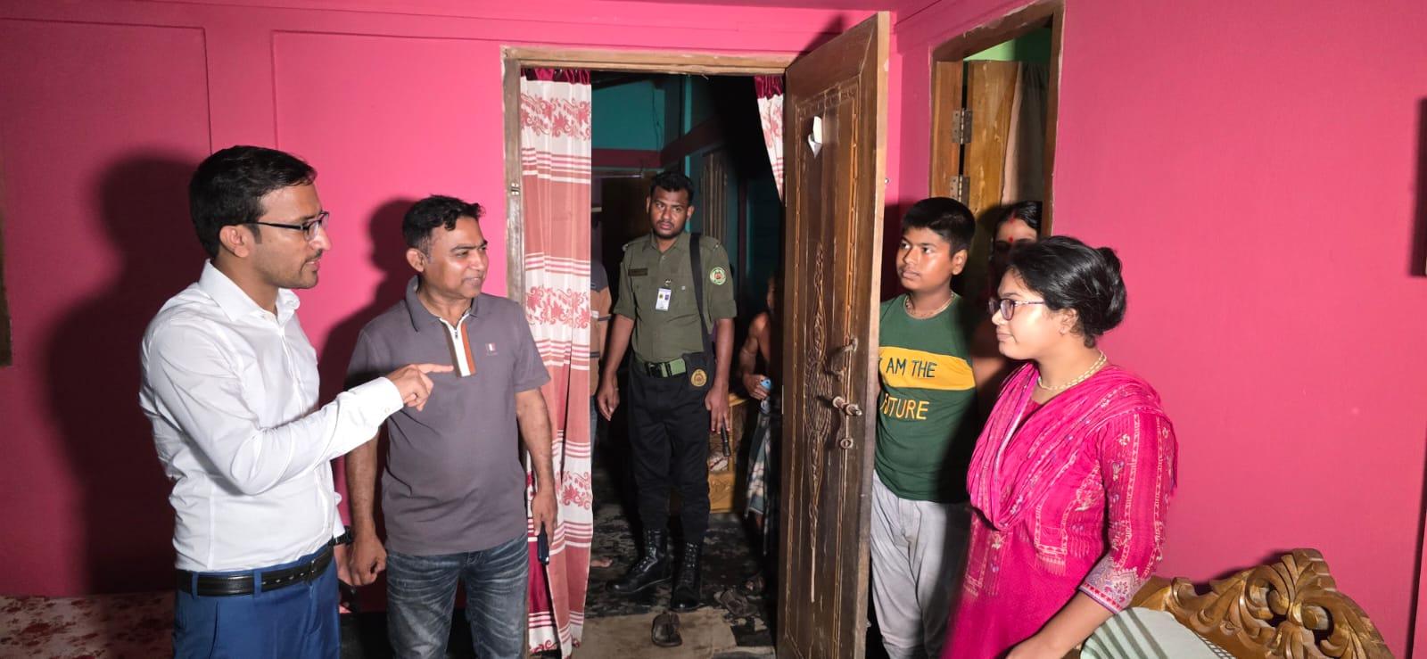 সংযুক্ত ছবি