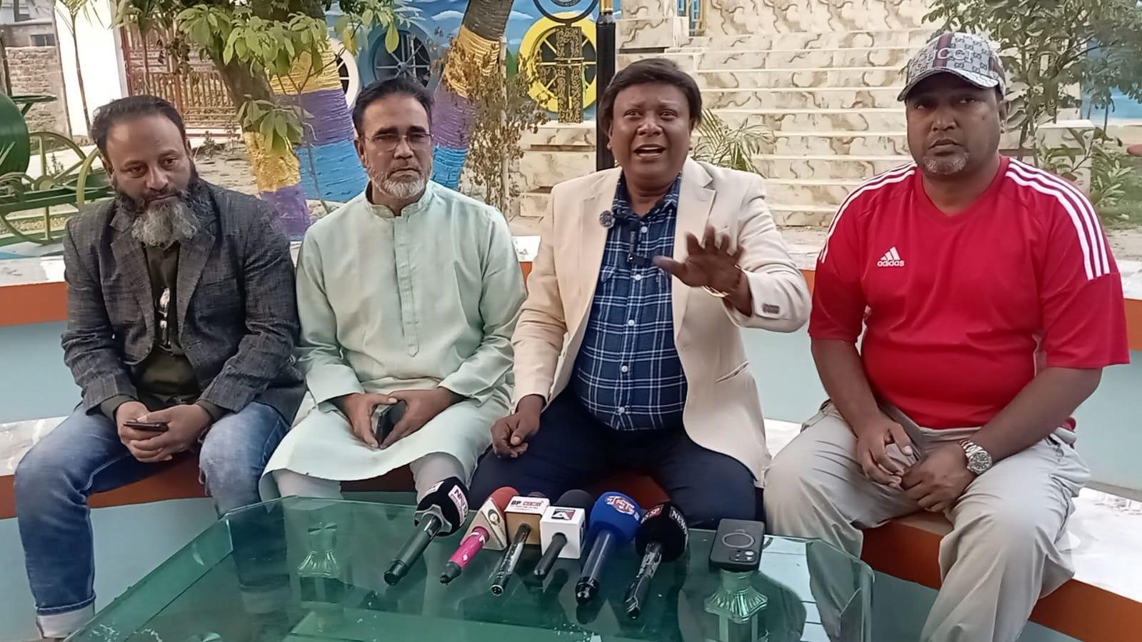 জনমনে বিভ্রান্তি ছড়ানোর বিরুদ্ধে সংবাদ সম্মেলন করেছেন আলোচিত সিআইপি ব্যবসায়ী হাসান আহাম্মেদ খোকন।