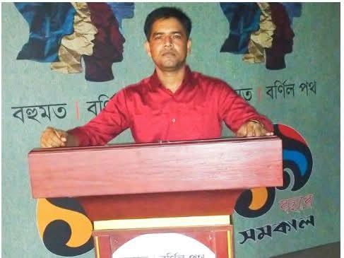 গজারিয়া সাব রেজিস্ট্রার অফিসের দূর্নীতি এখন দুই সাংবাদিকের দখলে