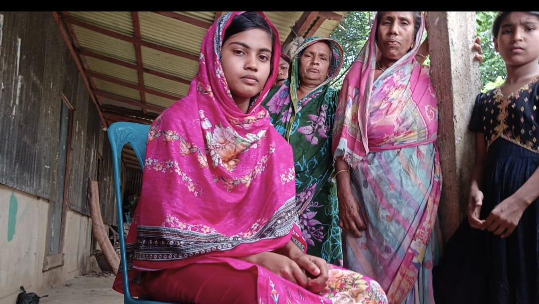 সংযুক্ত ছবি