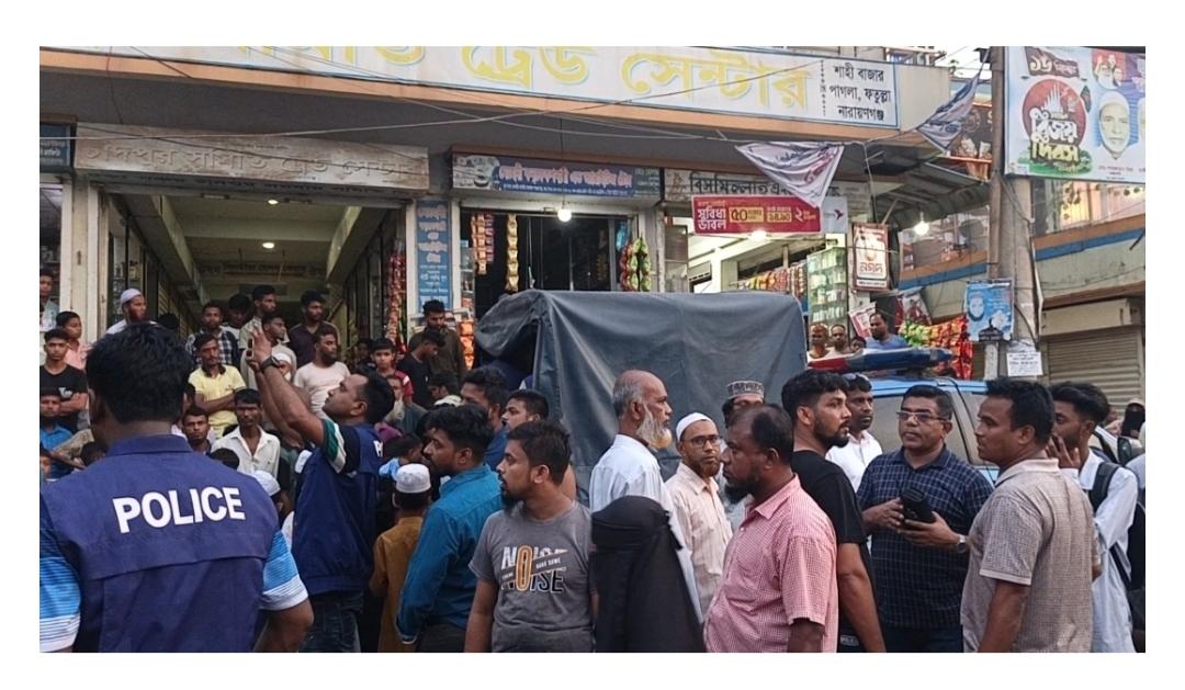 কুতুবপুরে মাদক সন্ত্রাস চাঁদাবাজ কিশোর গ্যাং এর বিরুদ্ধে যৌথ বাহিনীর ব্যাপক অভিযান