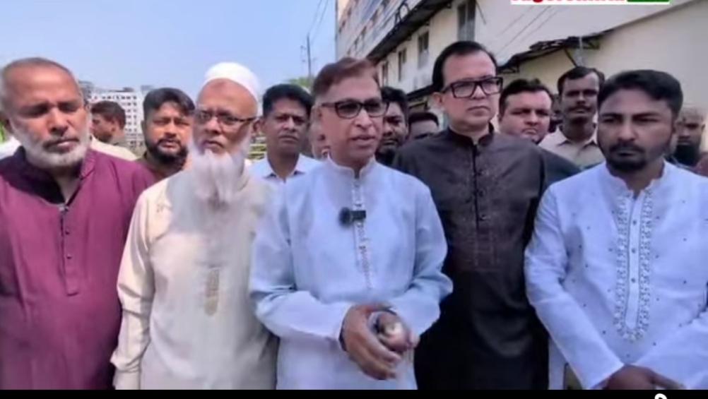 খাল খননের উদ্বোধন, জলাবদ্ধতা নিরসনে কাজ করছে জেলা পরিষদ: অধ্যাপক মামুন মাহমুদ