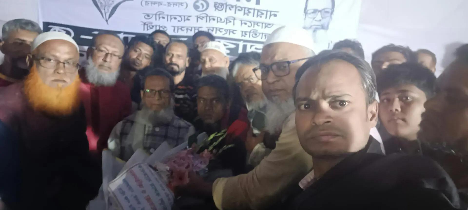 নারায়ণগঞ্জ-৫ আসনের নবনির্বাচিত এমপি আবুল কালাম-কে ২১ নং ওয়ার্ডবাসীর ফুলেল সংবর্ধনা